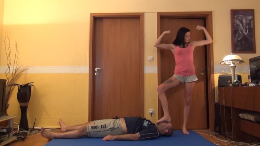 Cover 3 ELECTRA - Skinny Gothic Girl vs. Fat Loser - Trampling And Victory Poses Show PART1 - HD/WMV