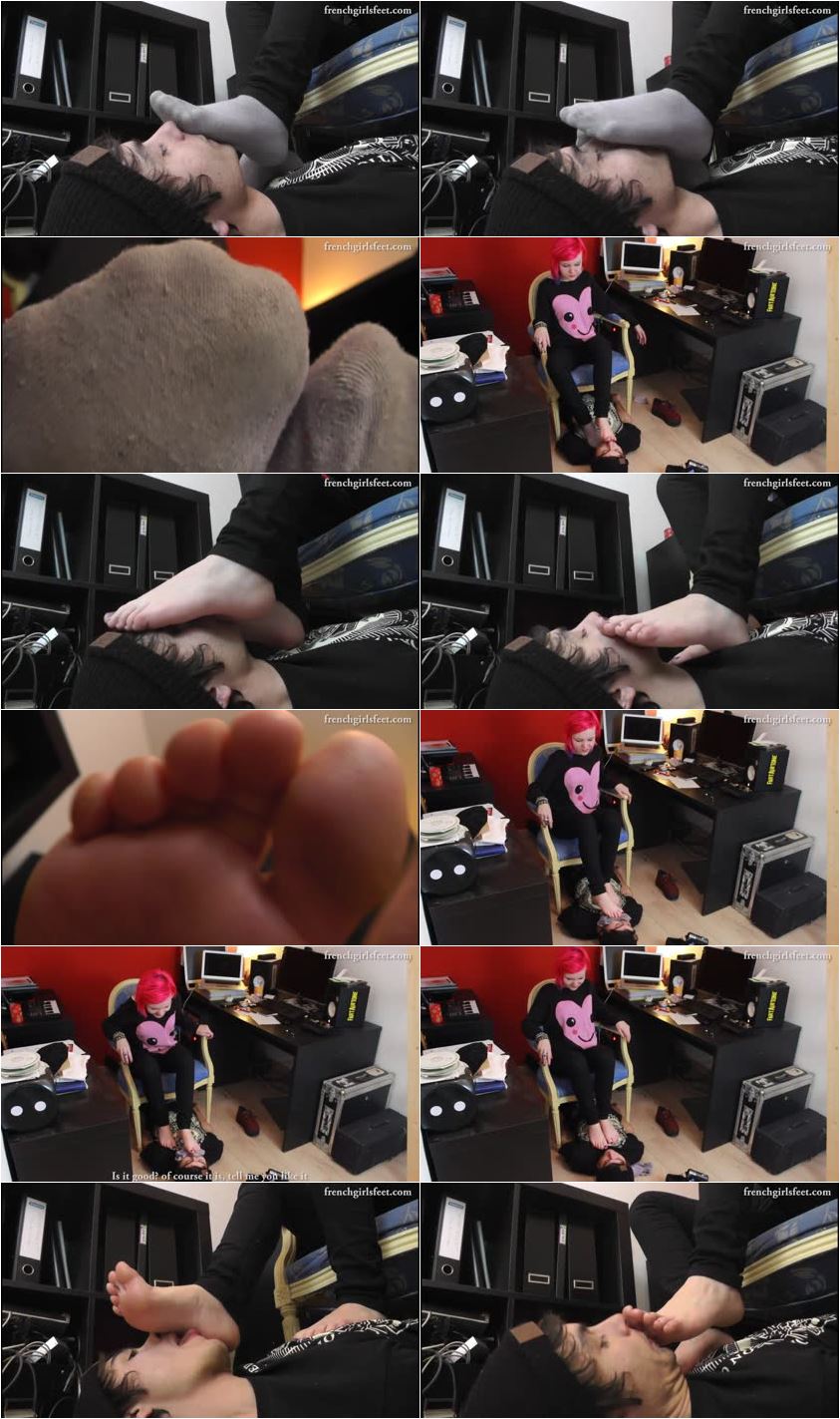 Screenlist FRENCH GIRLS - Under Suzi's Stinky Feet - Full HD/MP4