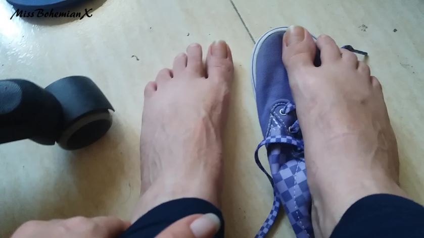 Cover 3 Miss Bohemian - Too Sweaty Feet - Ankle Socks and Vans Sneakers - Foot Fetish - Full HD/MP4