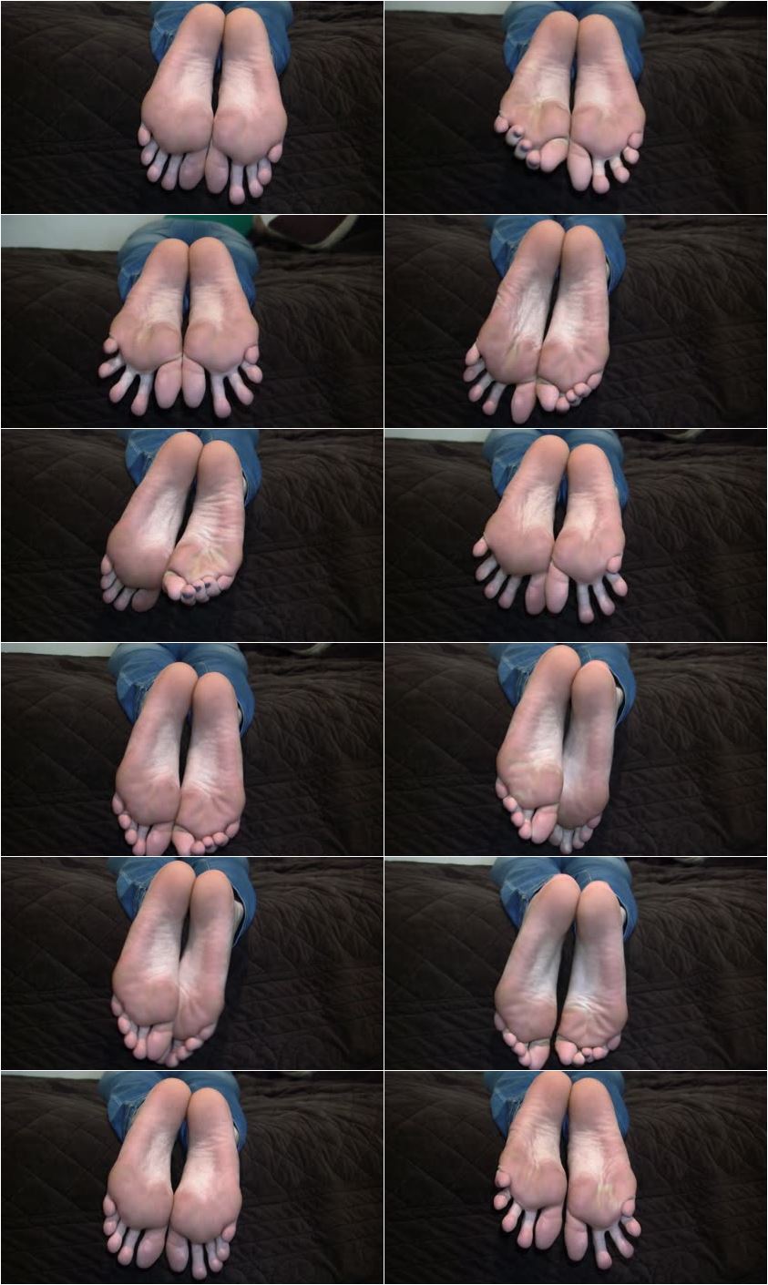 Paige mackenzie feet