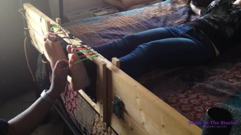 Cover 3 StuckInTheStocks - Candace can't take any more - HD/WMV