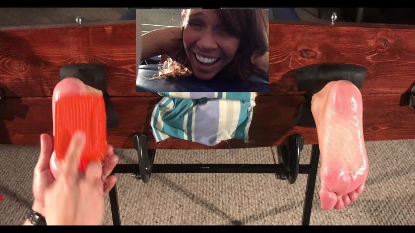 Cover 4 TheStocksStudio - Veronika Tickled in Stocks - Barefoot - Full HD/MP4