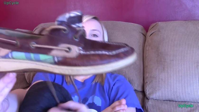 Cover 3 Upcycle - update on Brittney's repaired Sperry Topsider boat shoes - Full HD/MP4