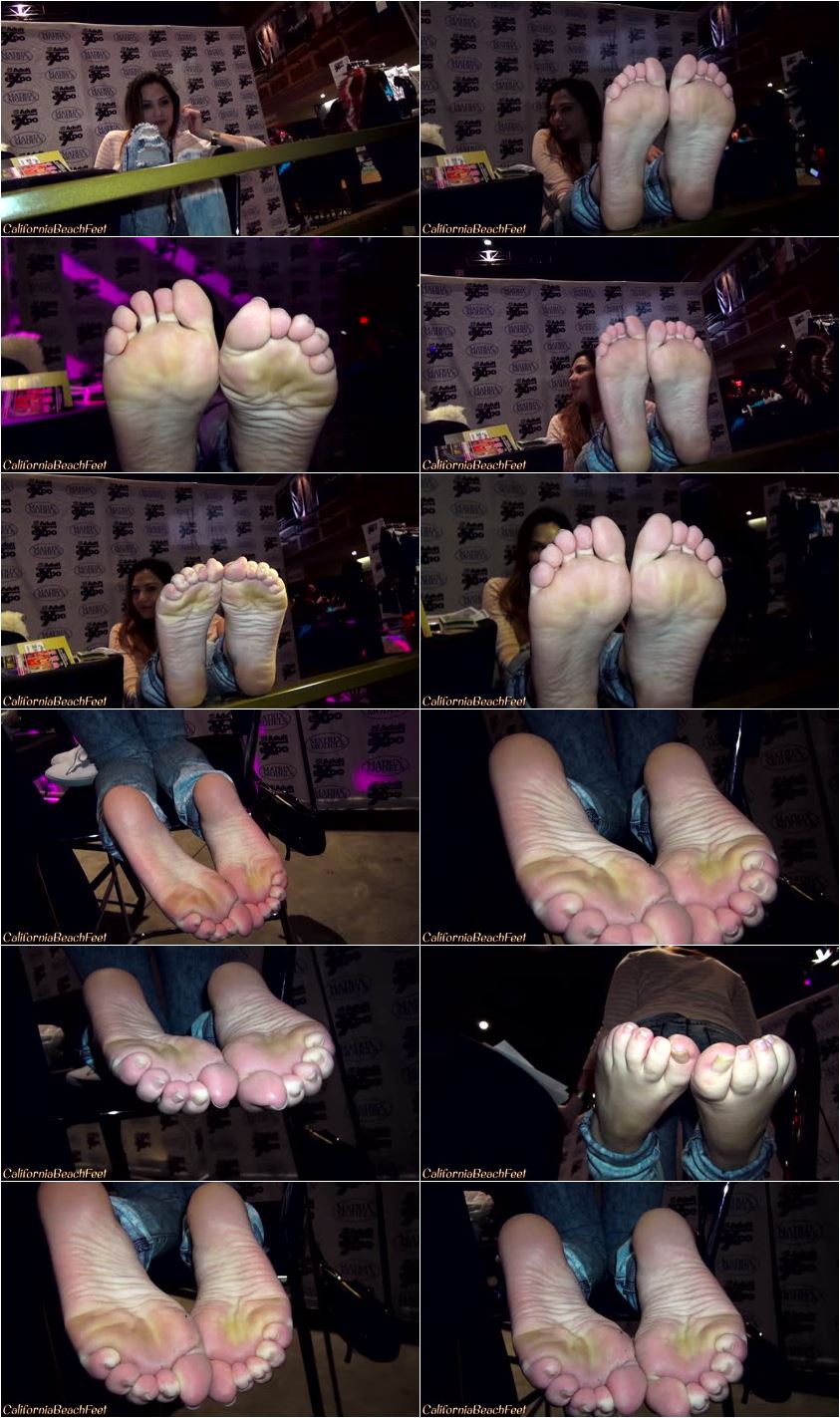 Cassie Laine Feet