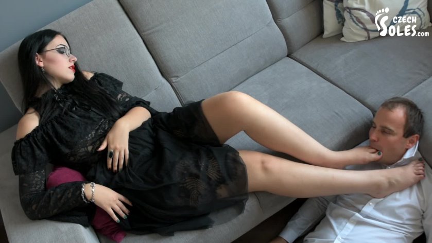 Cover 2 Czech Soles - Dominant Gothic Girl Bullying Her Neighbour - Full HD/MP4