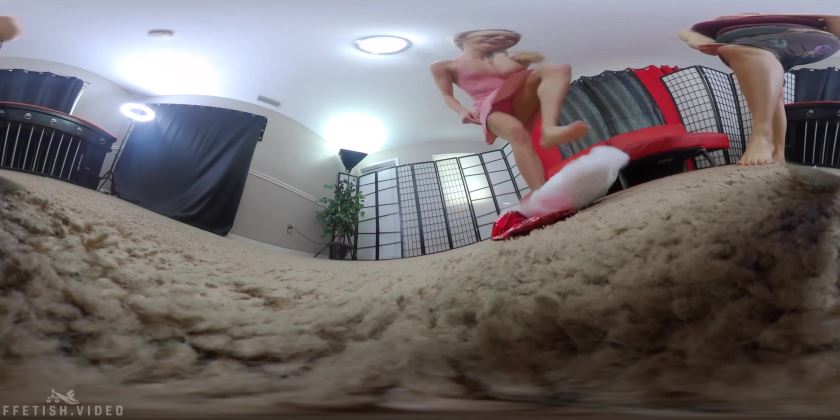 Cover 4 Naomi & Karly - Valentines Day Crushes - VR 360 4K - 4K Ultra HD/MP4