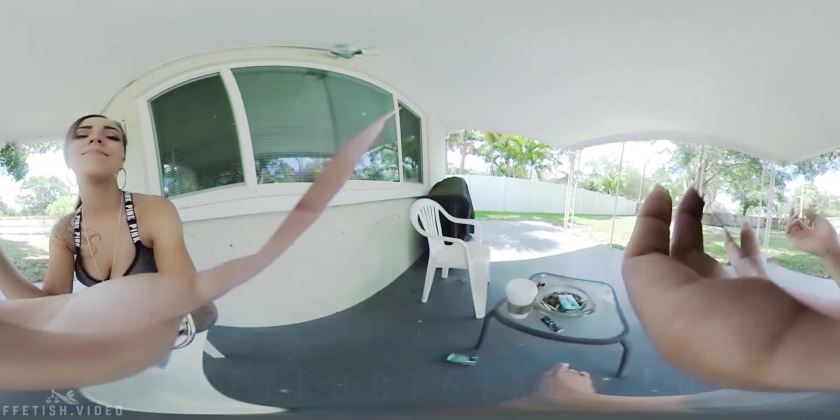 Cover 3 Sasha Foxxx's Tiny Foot & Smoke Slave - VR 360' HD - HD/MP4
