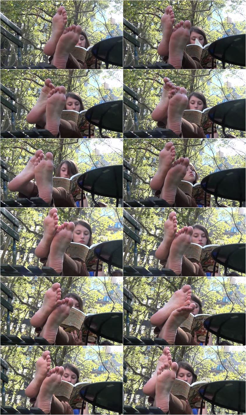 Screenlist Beauty's soft soles, supercloseup - Full HD/WMV