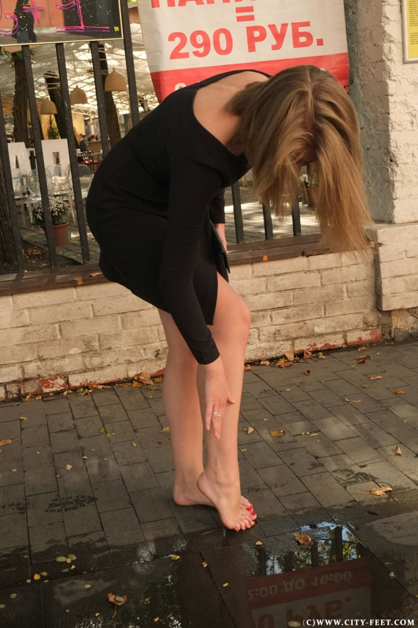 Cover 3 Blonde in a black dress. Part 3 - Full HD/MP4