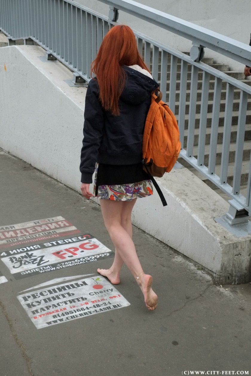 Cover A barefoot redhead's trip. Part 1 - Full HD/MP4