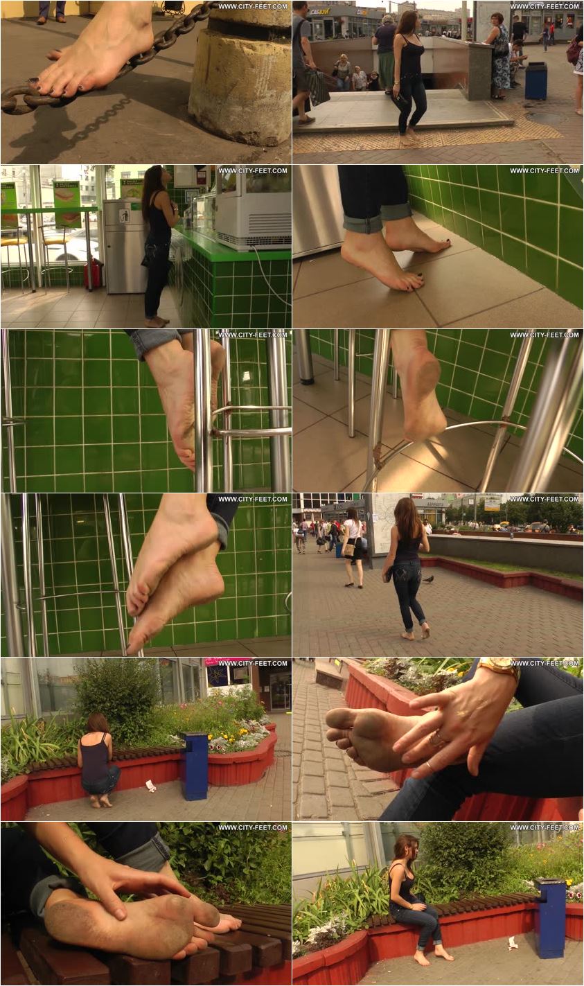Screenlist A barefoot stroll along the streets. Part 3 - Full HD/MP4