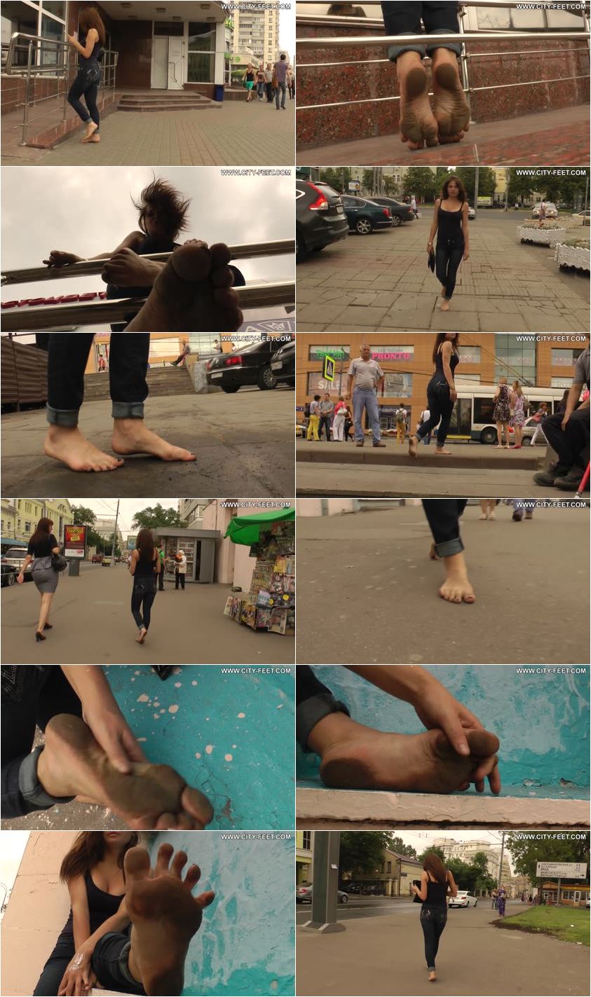 Screenlist A barefoot stroll along the streets. Part 4 - Full HD/MP4