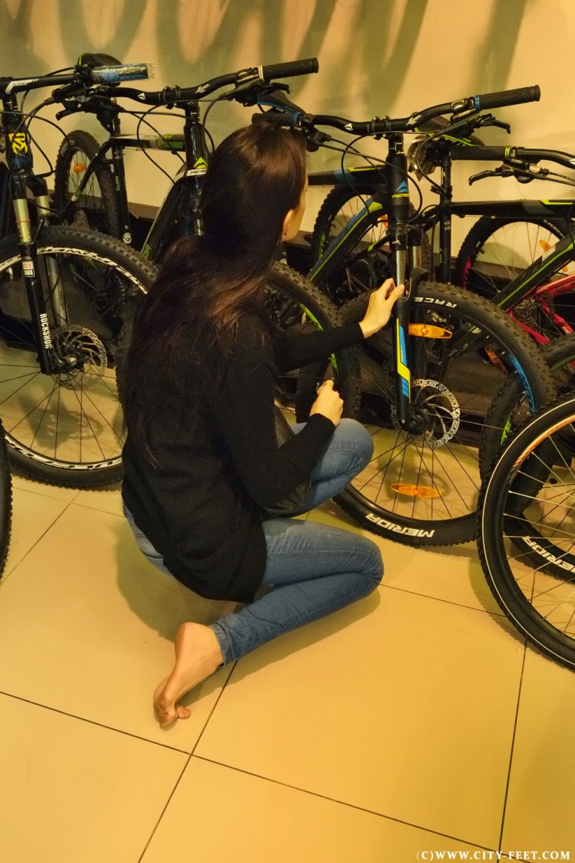 Cover A windy summer day. Part 2 - Full HD/MP4