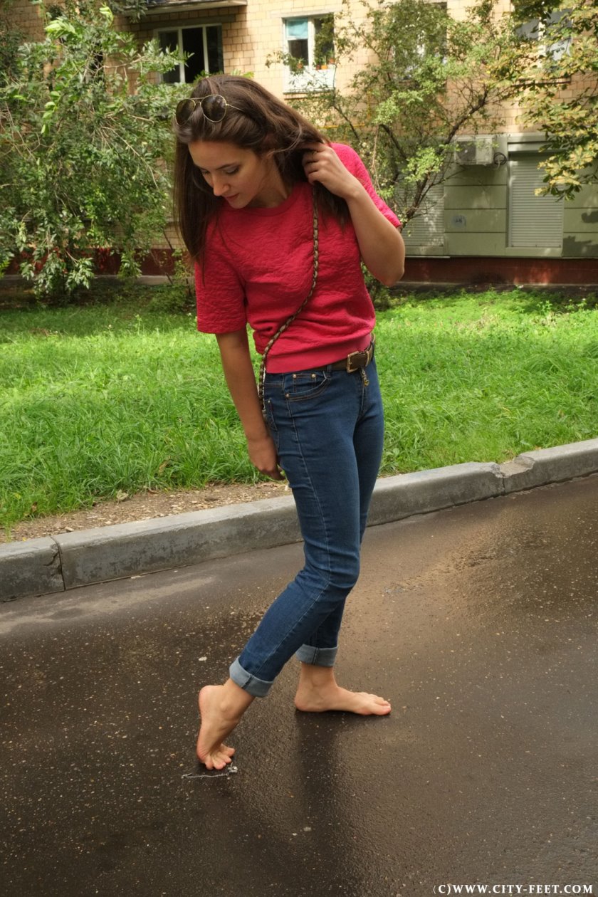 Cover Casual barefoot trip. Part 1 - Full HD/MP4