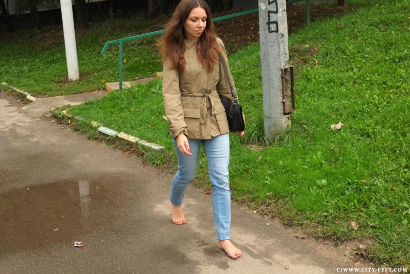 Cover Autumn barefoot trip. Part 4 - Full HD/MP4