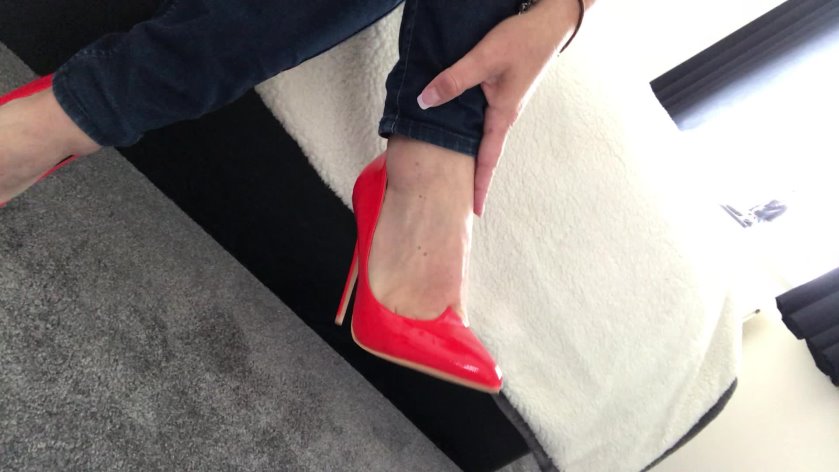 Cover 2 Petitekat - Kinky Red Heels - Full HD/MOV