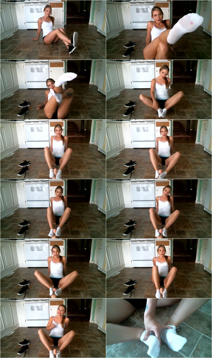 Screenlist Tinytwat - sock job for johnny - Full HD/MP4