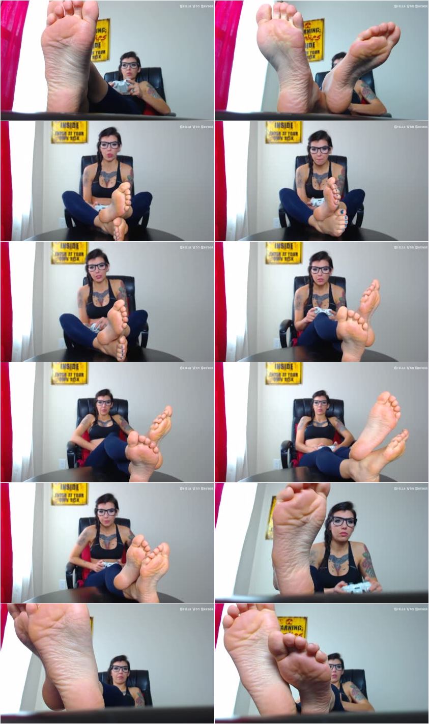 Screenlist Stella - gamer girl - feet ignore - Full HD/MP4