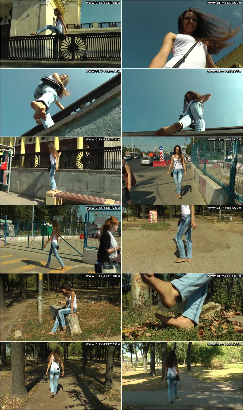 Screenlist Graceful barefoot beauty. Part 2. - Full HD/MP4