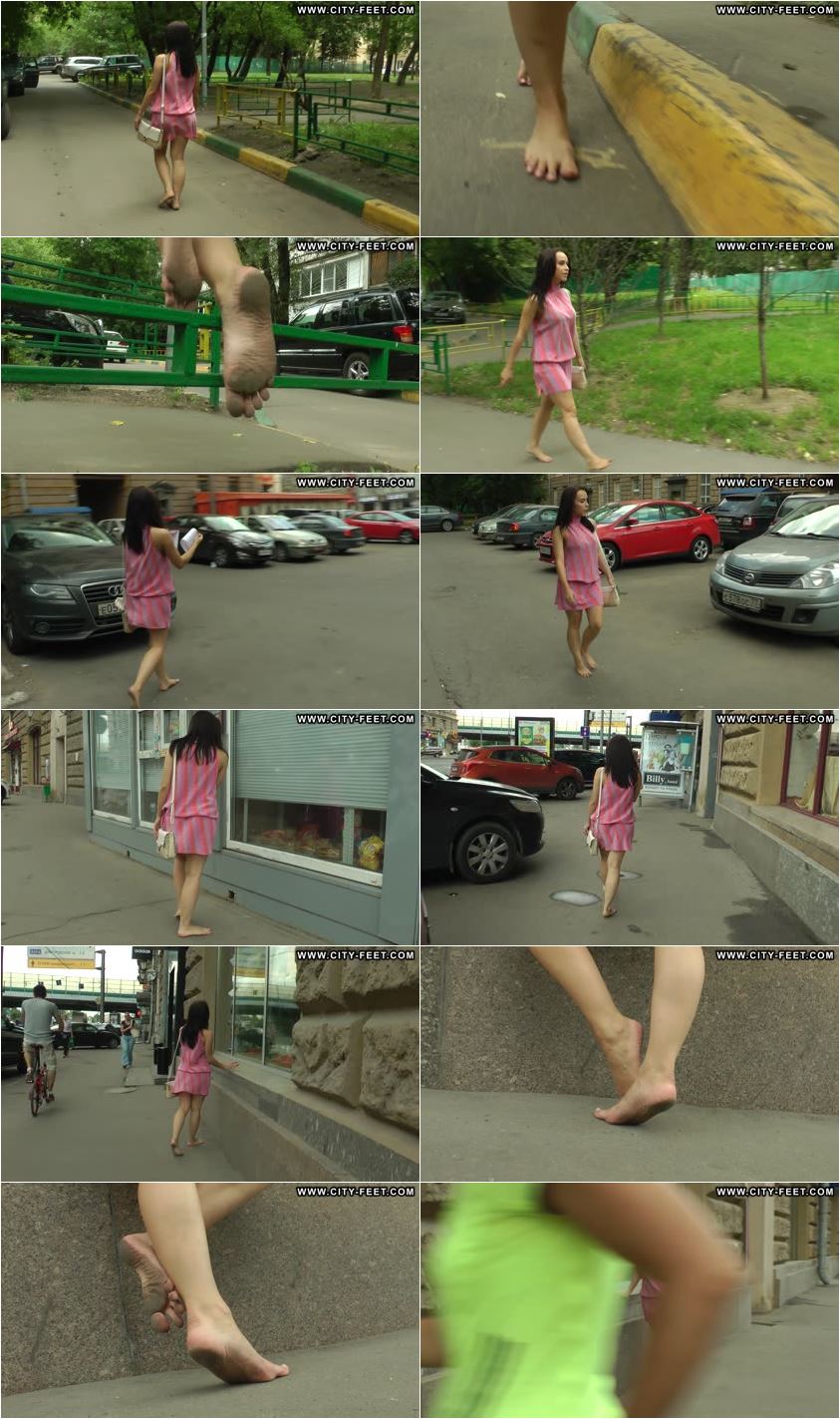 Screenlist A tiny barefoot girl. Part 1. - Full HD/MP4
