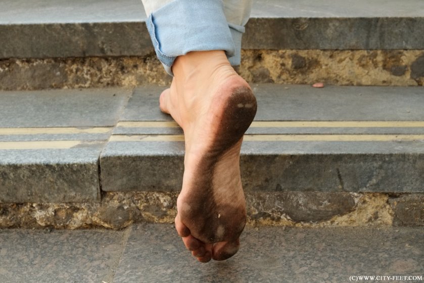 Cover 4 Barefoot girl-next-door. Part 3. - Full HD/MP4