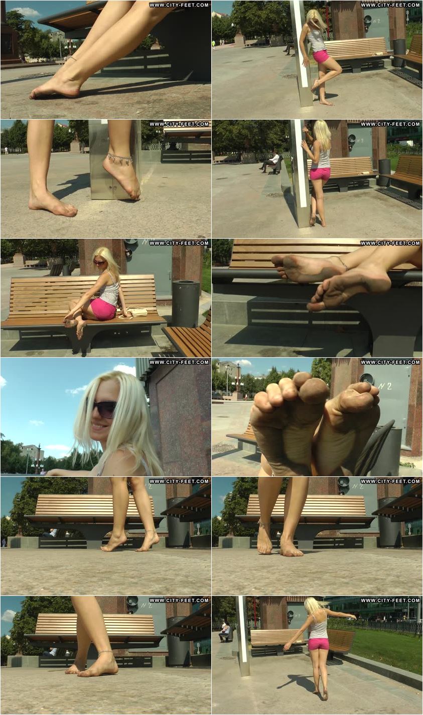 Screenlist A barefoot blonde girl. Part 4. - Full HD/MP4
