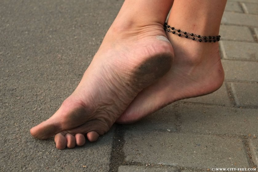 Cover 4 Barefoot office girl. Part 4. - Full HD/MP4