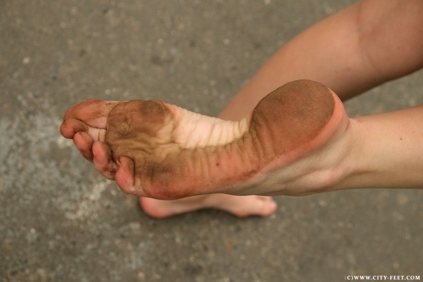 Cover Beautiful bare feet. Part 2. - Full HD/MP4