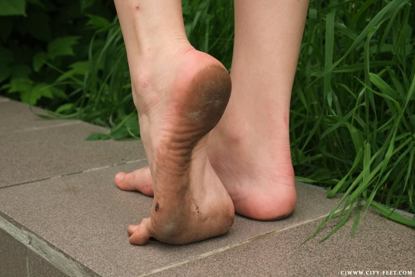 Cover 3 Beautiful bare feet. Part 3. - Full HD/MP4