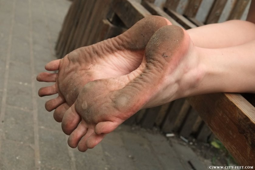 Cover 4 Beautiful bare feet. Part 3. - Full HD/MP4