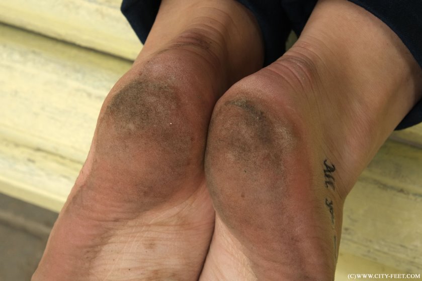 Cover 3 A barefoot girl with her shod friend. Part 4 - Full HD/MP4