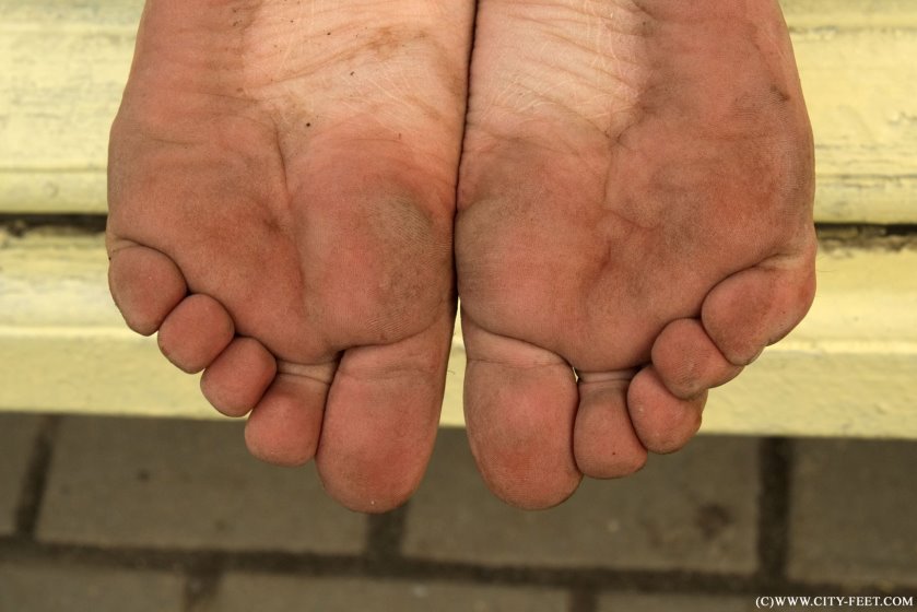 Cover 4 A barefoot girl with her shod friend. Part 4 - Full HD/MP4