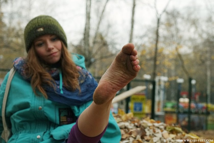 Cover 4 Autumn barefoot walk. Part 3 - Full HD/MP4