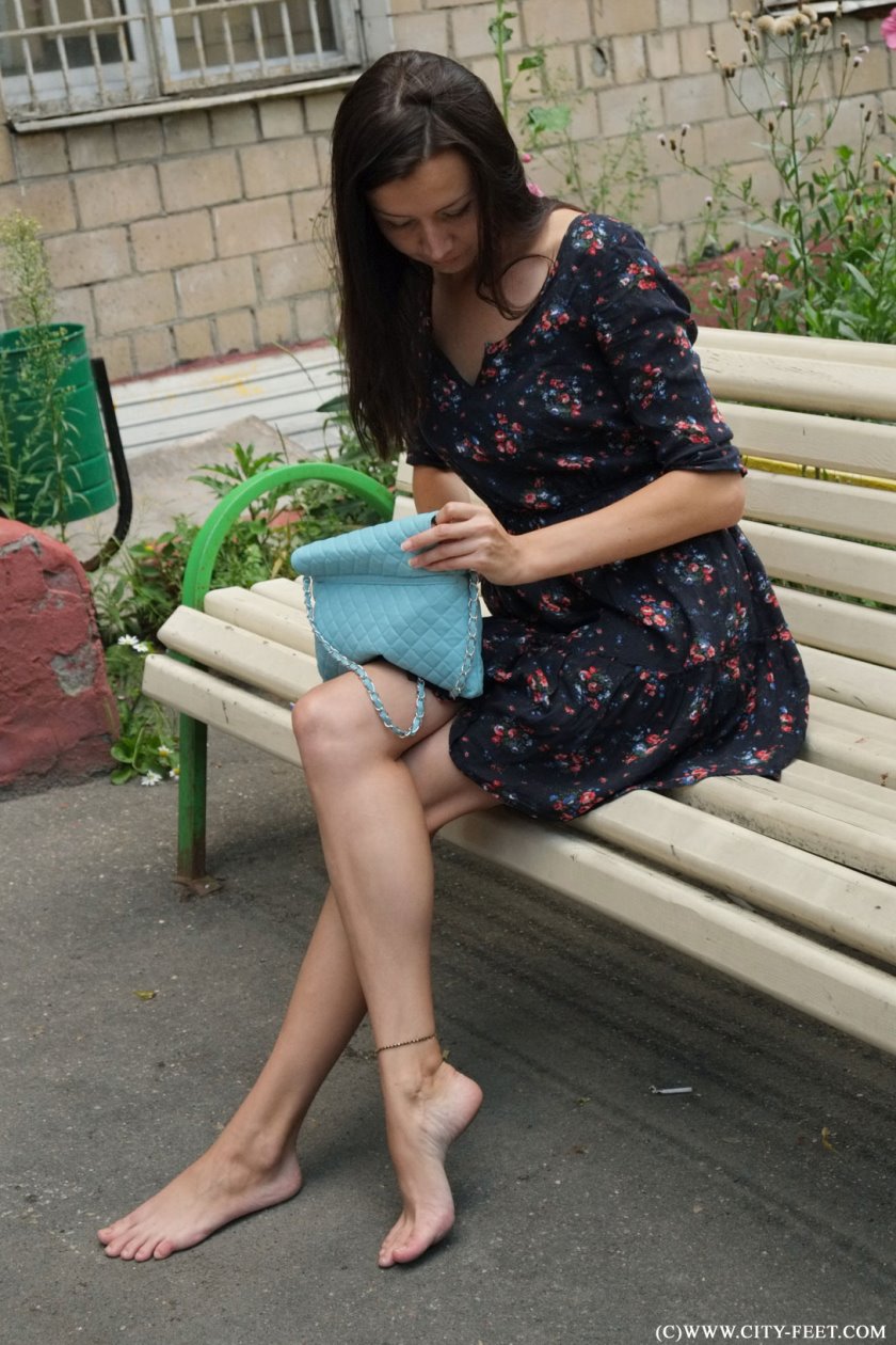 Cover Barefoot relaxation. Part 1 - Full HD/MP4