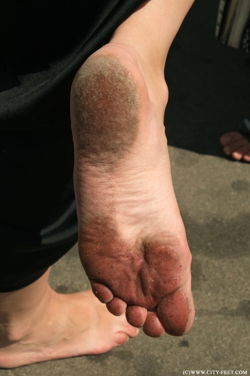 Cover Barefoot beauty with her friend. Part 2 - Full HD/MP4