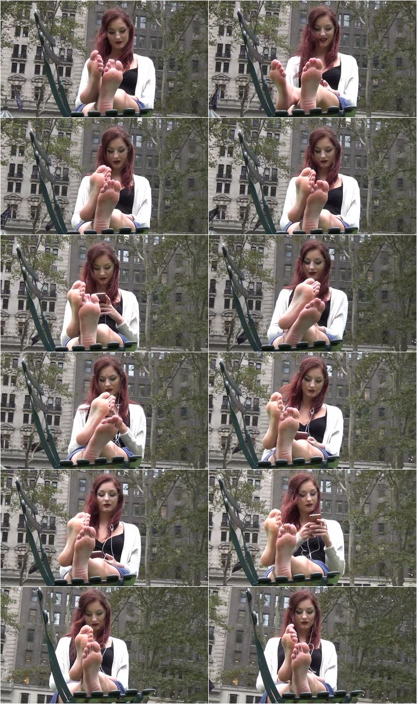 Screenlist Study in contrasts 1: delicate, slender and feminine - Full HD/MP4