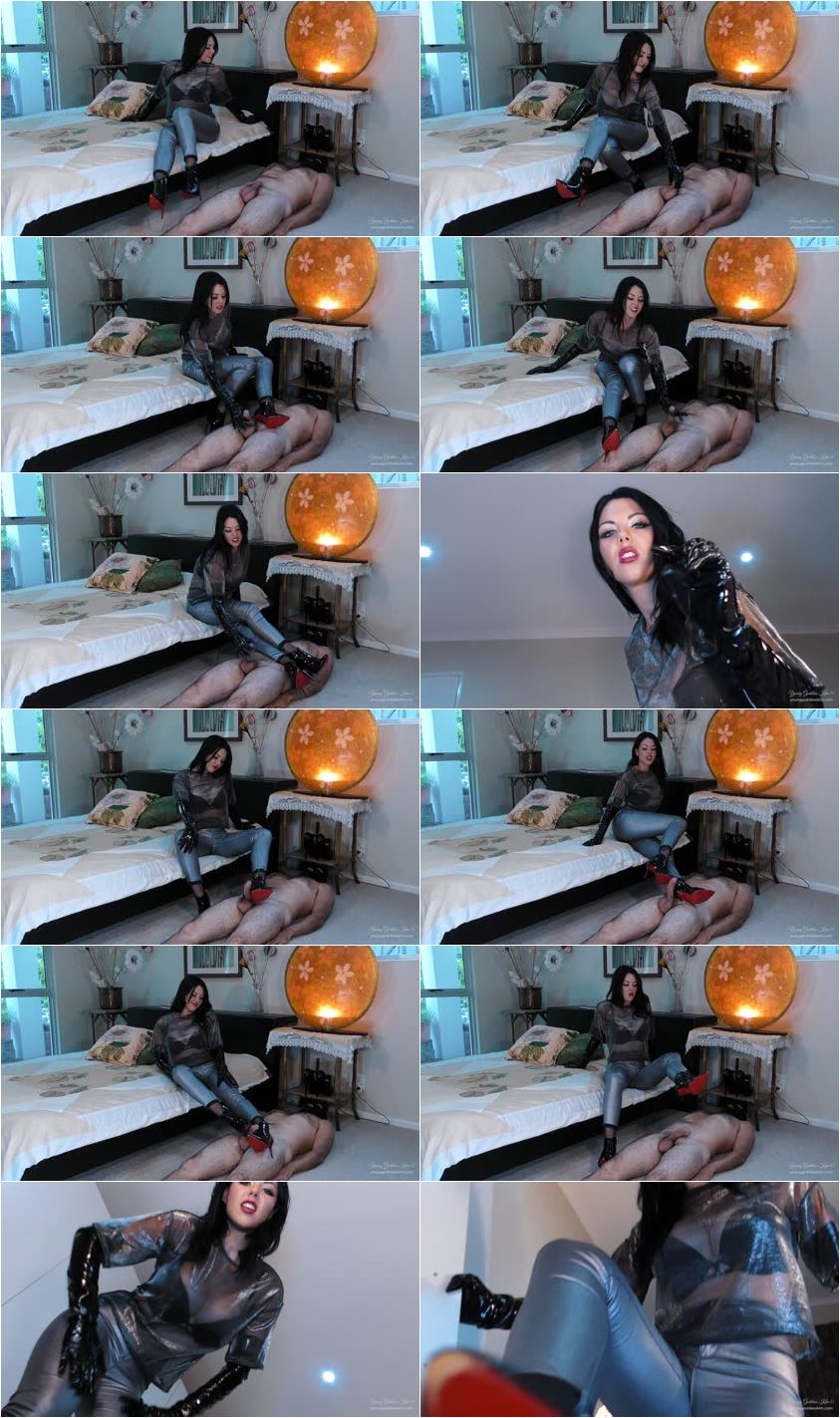 Screenlist Broken toy - Full HD/MP4