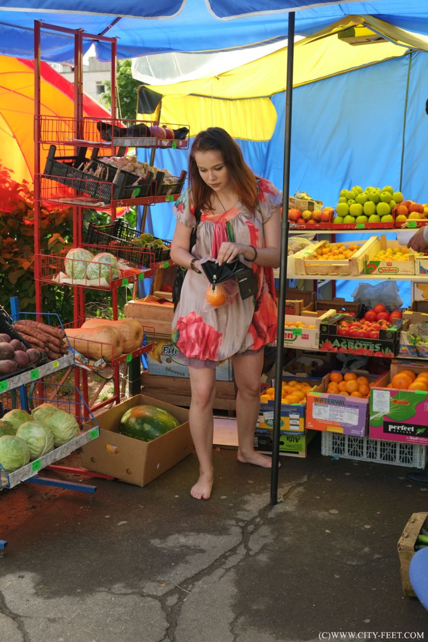 Cover 4 Colorful summer dress and bare feet. Part 1. - Full HD/MP4