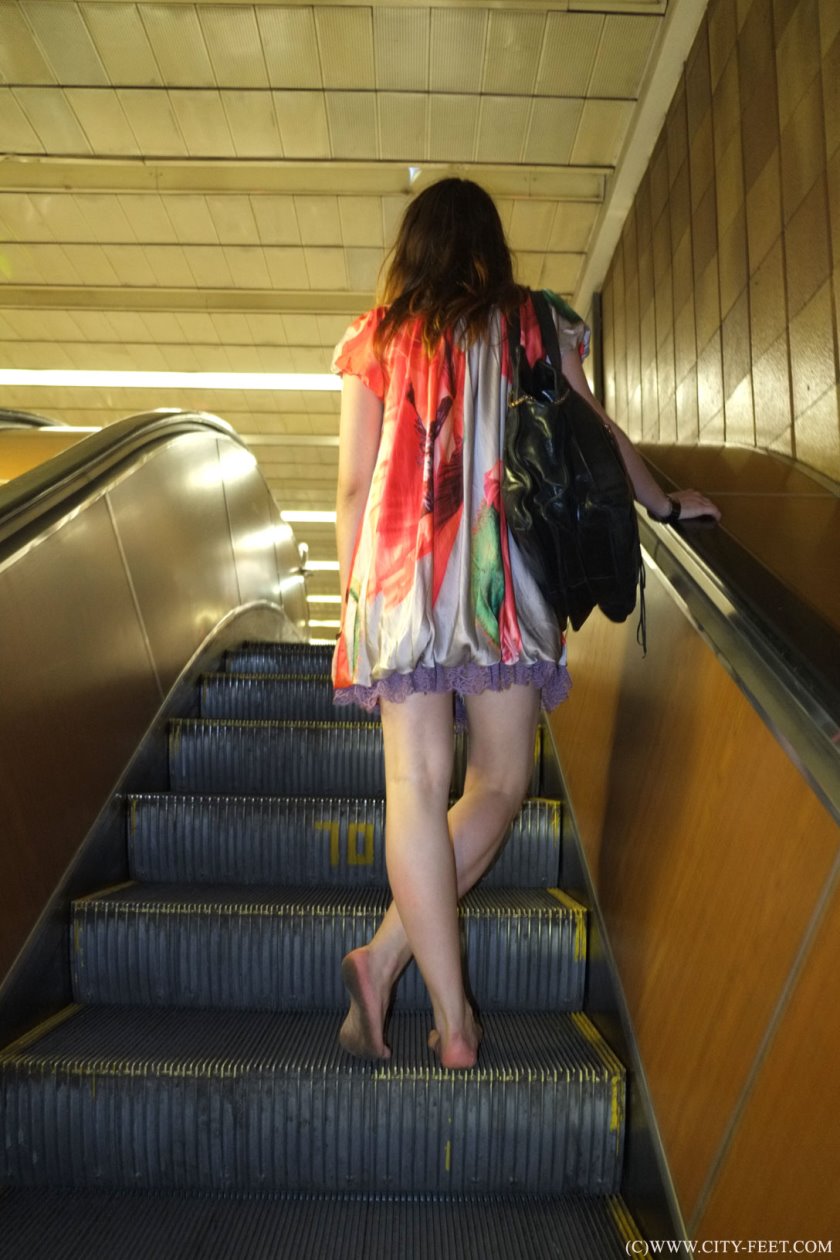Cover 4 Colorful summer dress and bare feet. Part 2. - Full HD/MP4
