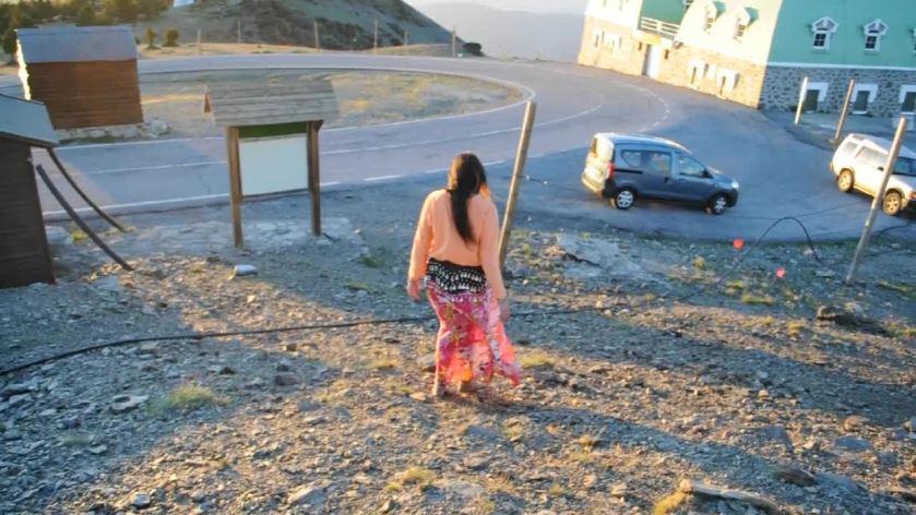 Cover 4 Clip 1137 - HD/MP4