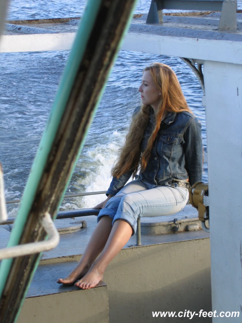Cover 2 Barefoot trips to Russian towns. Yaroslavl. Part 2 - SD/MP4