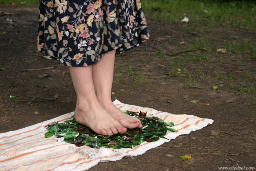 Cover 4 Barefooted picnic - LQ/MP4