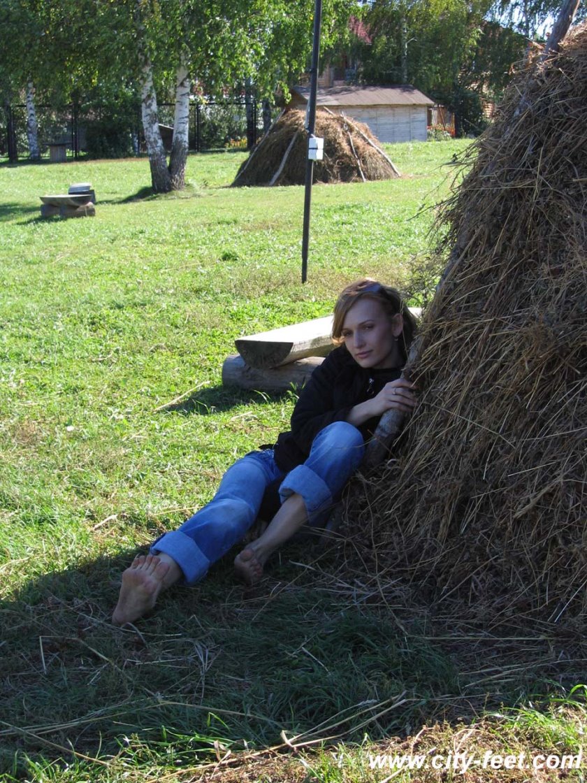Cover 2 Barefoot trips to Russian towns. Suzdal. Part 1 - SD/MP4