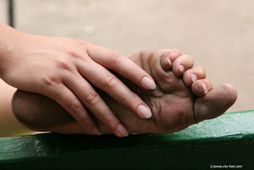 Cover 4 Barefoot beauty - HD/MP4