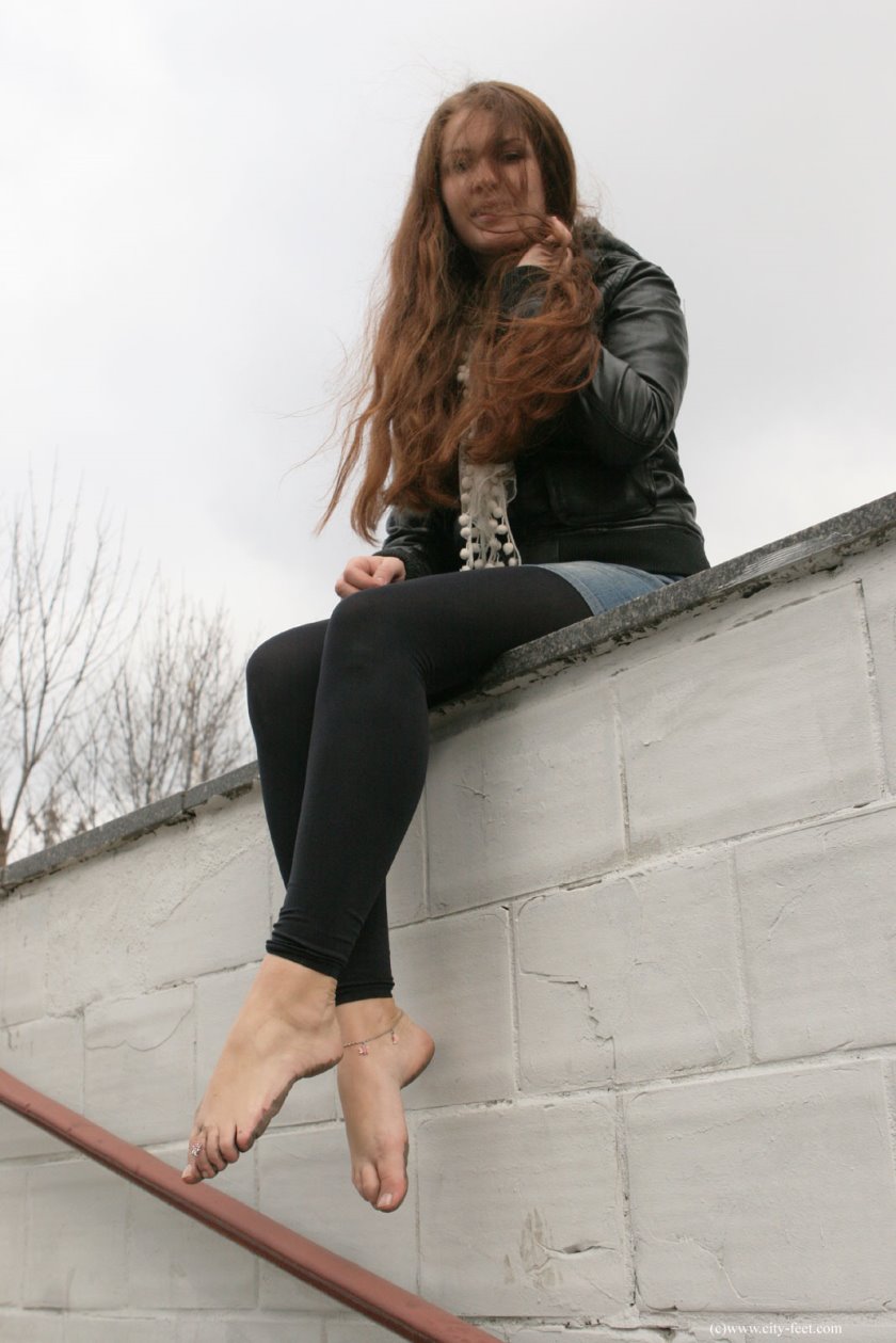 Cover 4 Cold wet feet, part 2. - HD/MP4