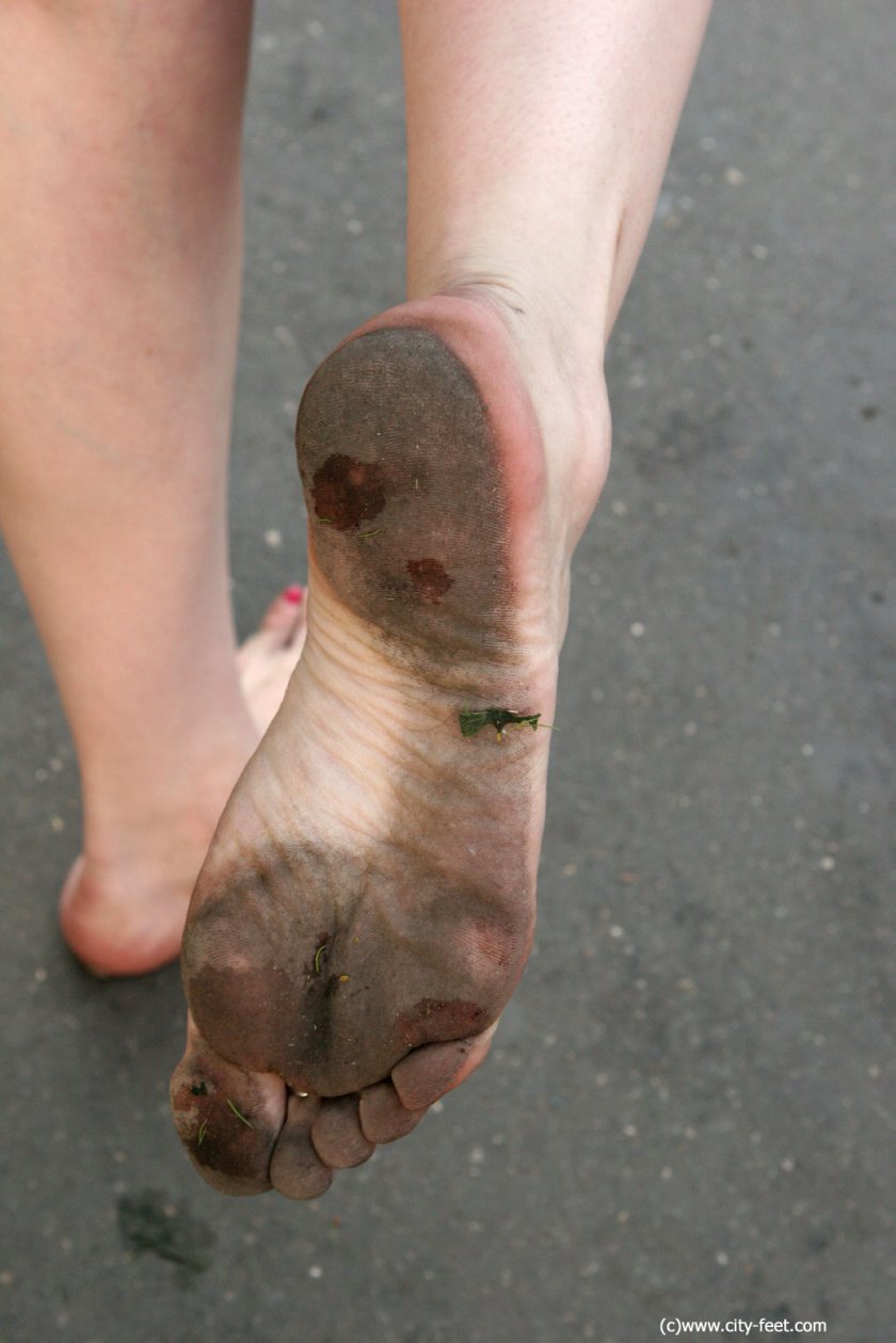 Cover 2 Public barefoot walk. Part 3. - HD/MP4