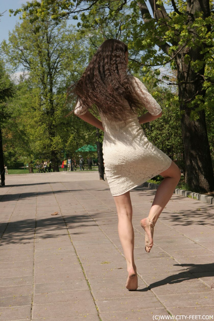 Cover 3 Slender beauty with long toes. Part 3. - HD/MP4