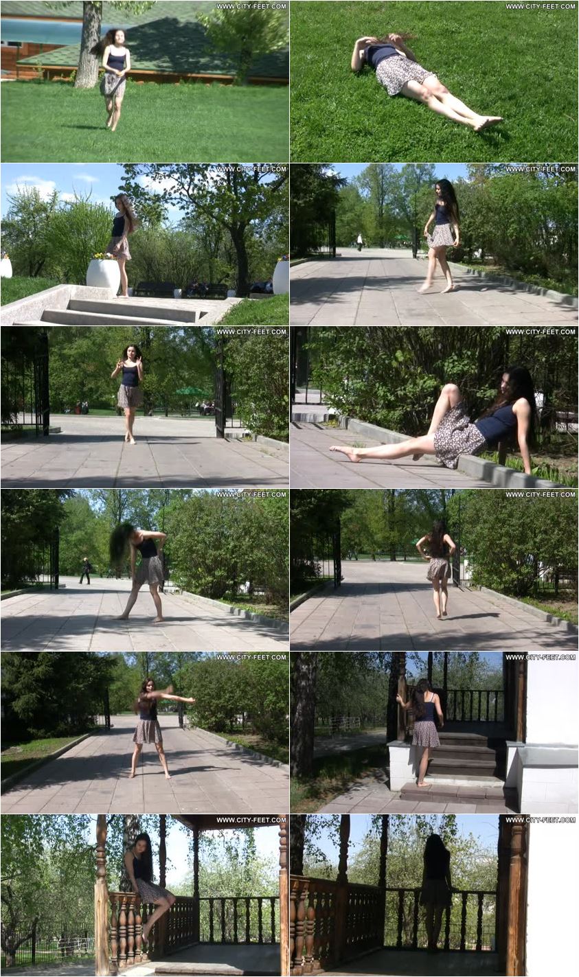 Screenlist Slender beauty with long toes. Part 3. - HD/MP4