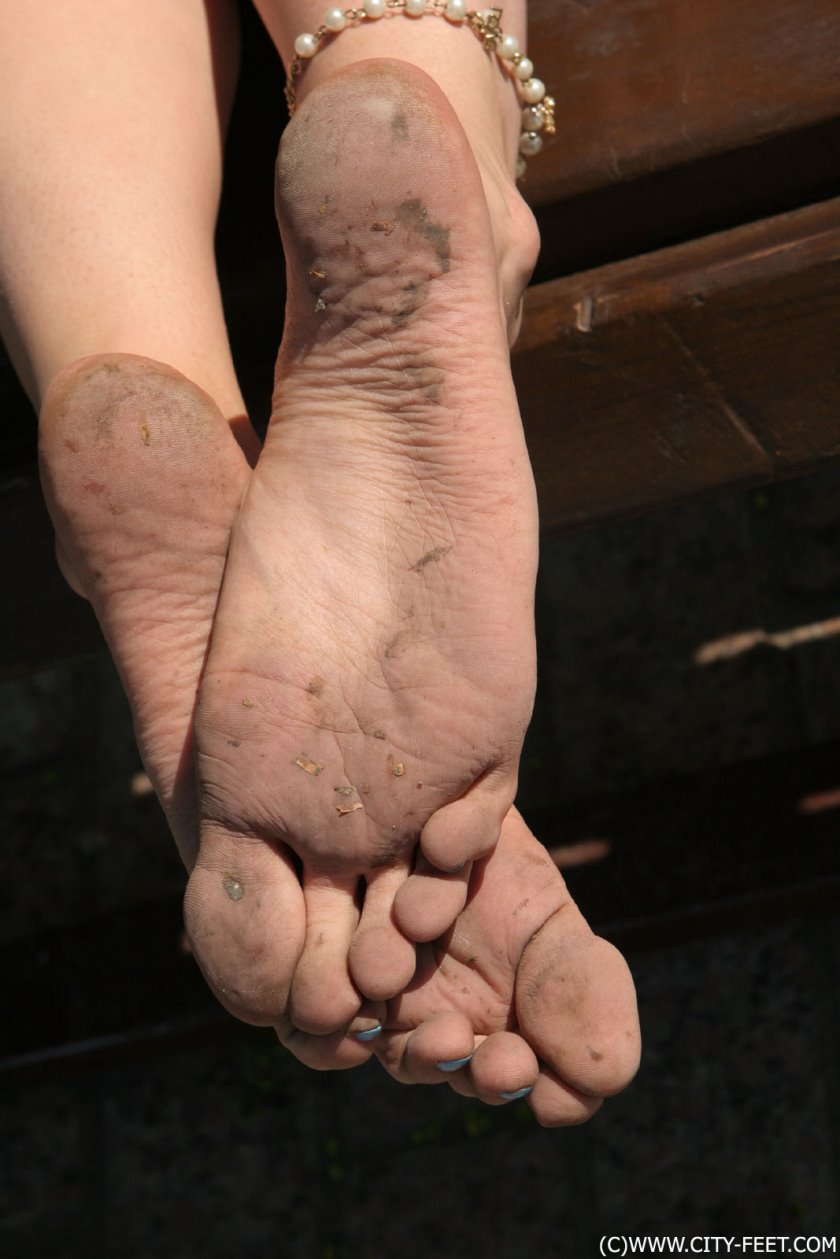 Cover 4 Slender beauty with long toes. Part 4. - HD/MP4