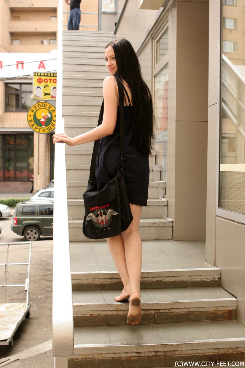 Cover 3 Beauty with dirty soles. Part 3. - Full HD/MP4